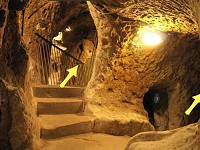Mysterious Rock Cave Escape